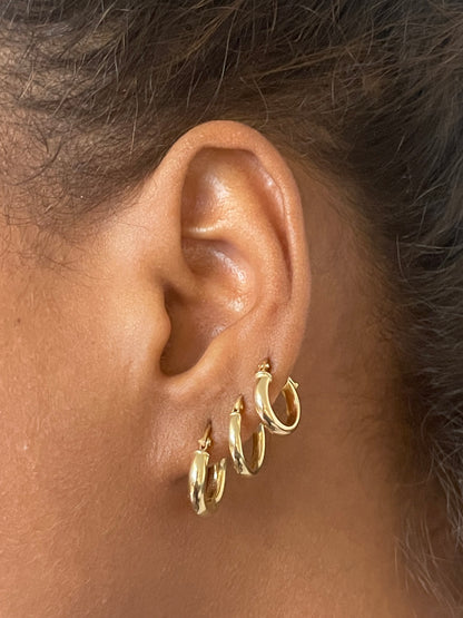 18k Gold Small Hoop Earrings