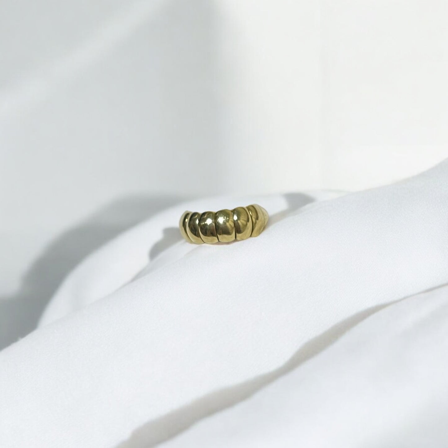 18k Gold Caterpillar Ring