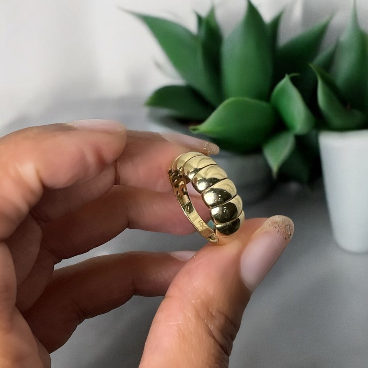 18k Gold Caterpillar Ring