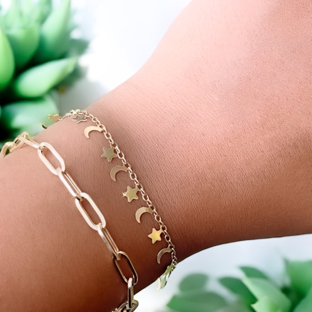 18k Gold Paperclip Bracelet